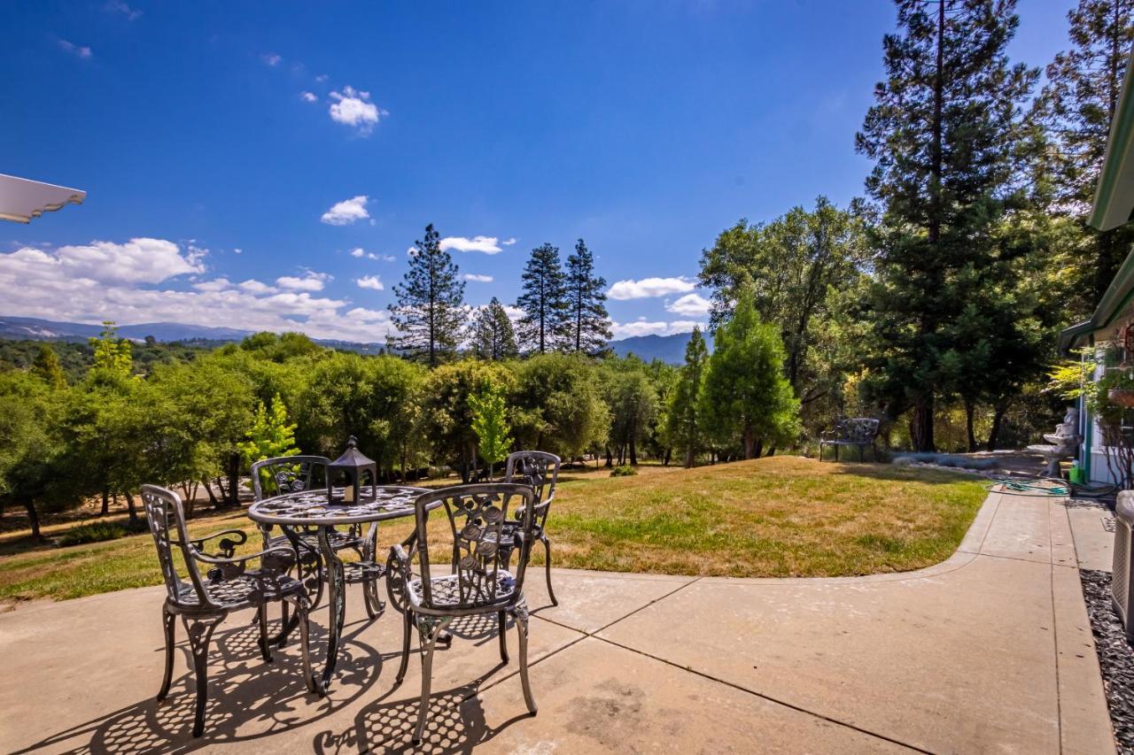 Villa Spectacular Views W/ Hot Tub/Bbq -Yosemite & Bass Lake Oakhurst Exterior foto