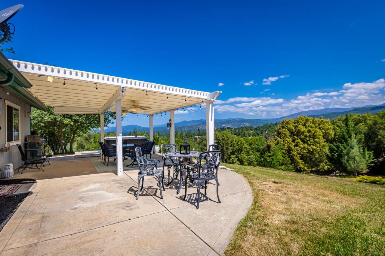 Villa Spectacular Views W/ Hot Tub/Bbq -Yosemite & Bass Lake Oakhurst Exterior foto